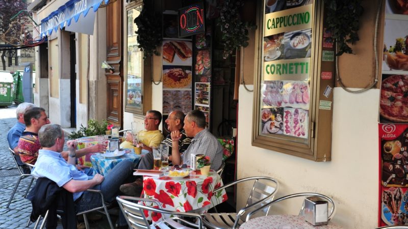 roman locals eating