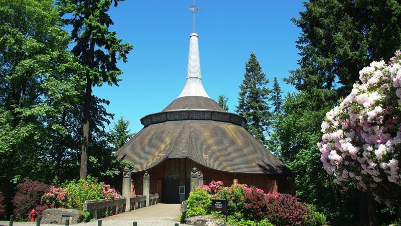 "L&C Flanagan Chapel" by M.O. Stevens - Own work. Licensed under CC BY 3.0 via Wikimedia Commons.