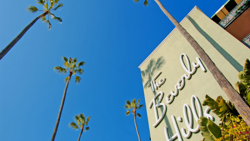 Byron W.Moore / Shutterstock.com