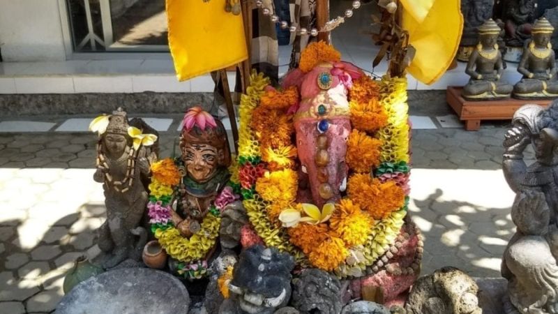 A shrine of Ganesh in a market at Sanur, Bali.