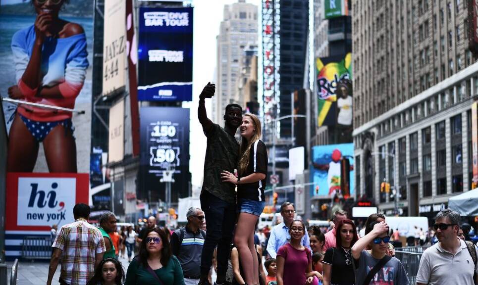 Top 10 Places To Go In New York To Take Your Best Selfie Mapquest Travel